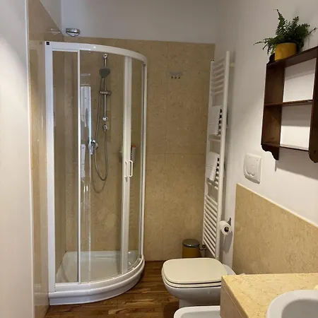 Alessandra's Cozy Venice- Quiet Double & Private Bathroom With Sharing Kitchen *
