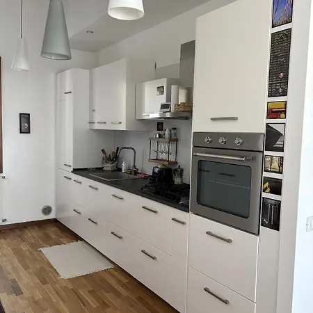 Alessandra's Cozy Venice- Quiet Double & Private Bathroom With Sharing Kitchen